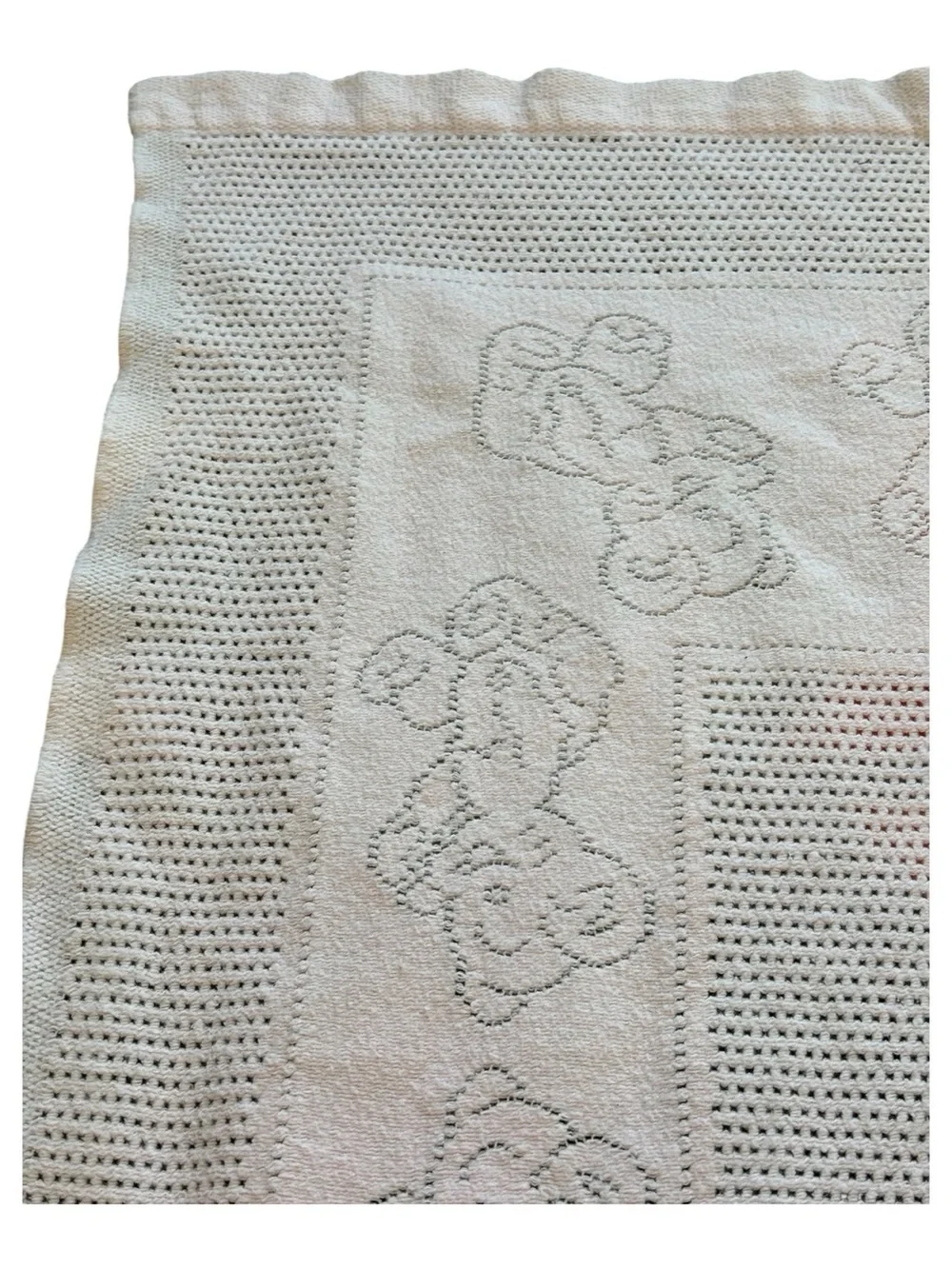 Babycrest 34”x 24”